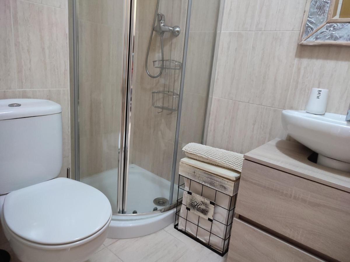 Junto Playa Levante Con Terraza Chill-Out-2 Wcs-A Estrenar Gemelos 23 Бенидорм Екстериор снимка