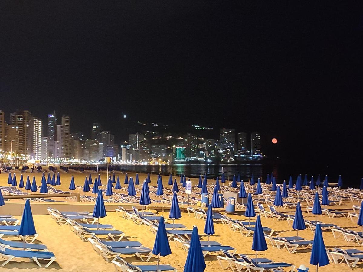 Junto Playa Levante Con Terraza Chill-Out-2 Wcs-A Estrenar Gemelos 23 Бенидорм Екстериор снимка